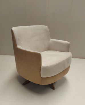 Poltrona Dora Giratória